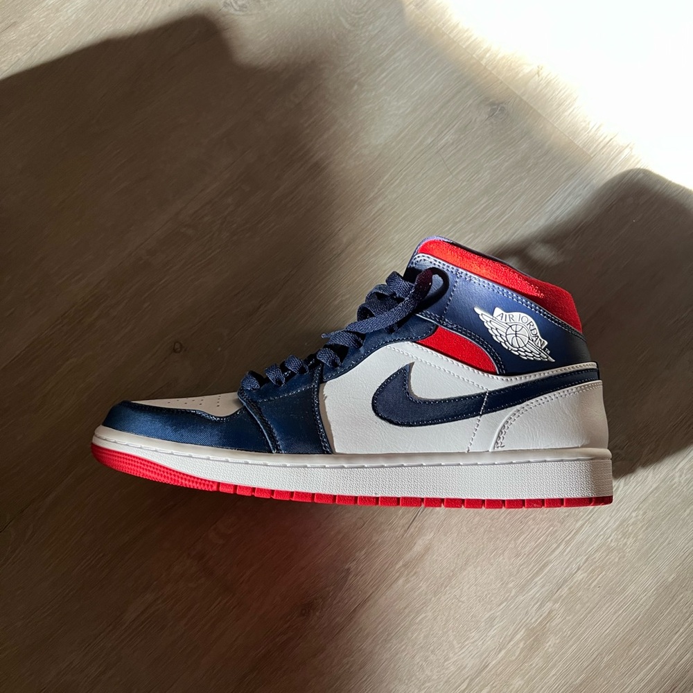 Jordan 1 Navy and Red
